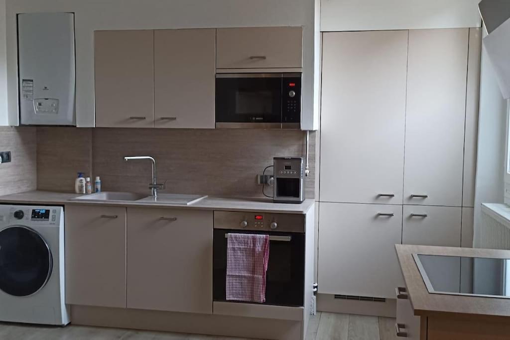 Appartement Suresnes : 2 Pieces Cosy Extérieur photo